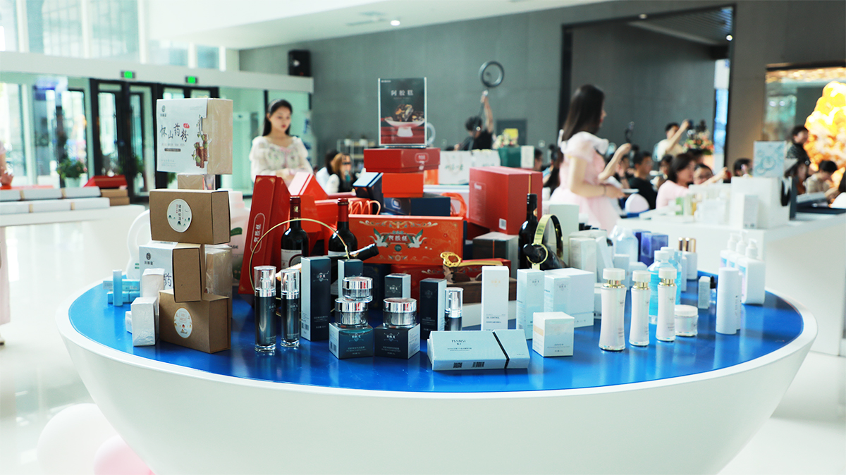 為健康而來，為美麗而生 現代化妝品的人文關懷與科技力量